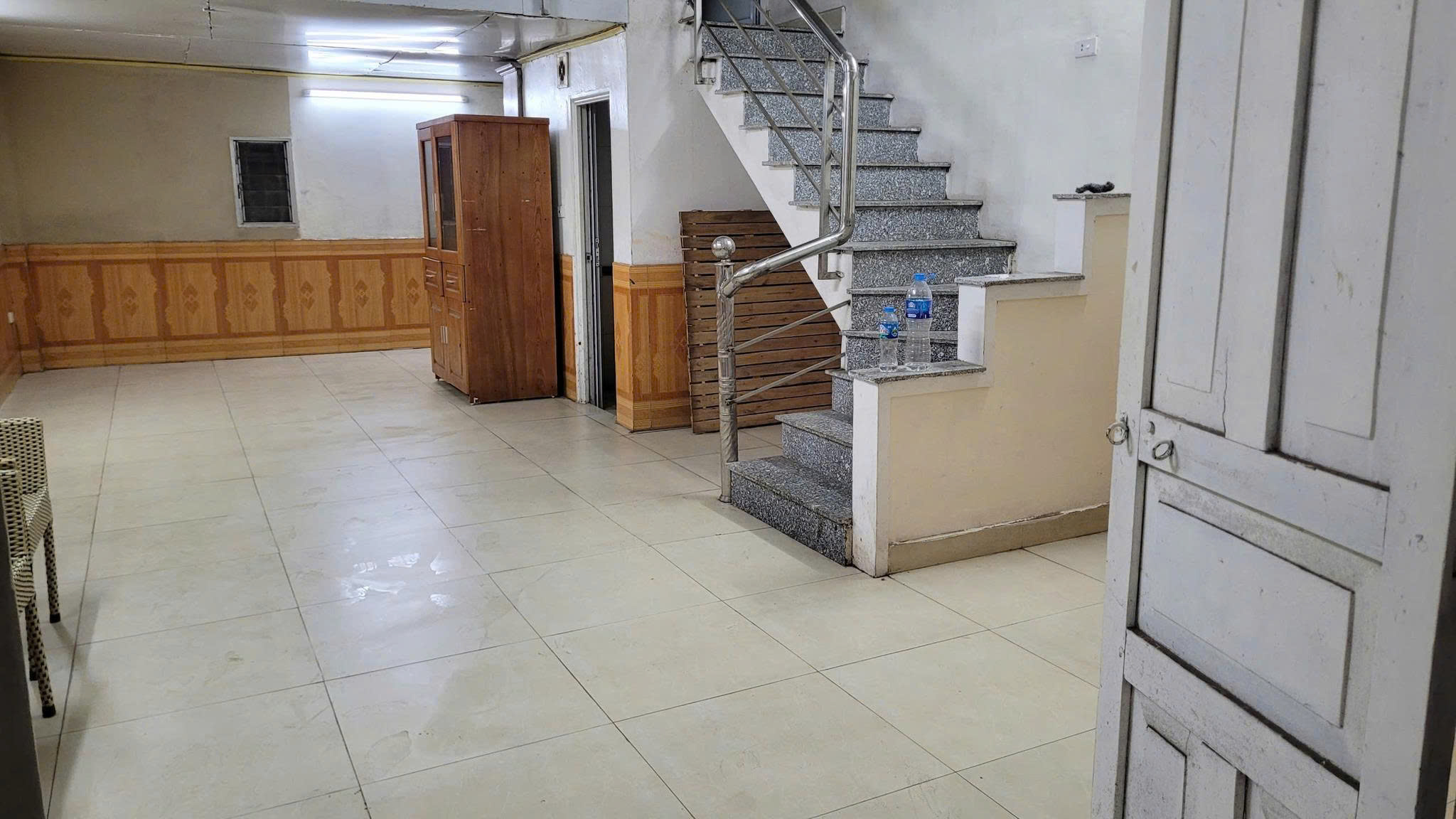 Cho thuê nhà ngõ 139 Tân Mai, 30m2 x 2 tầng, 2 ngủ, 7.5 Triệu ở gđ, nhóm ngoan - Ảnh 4